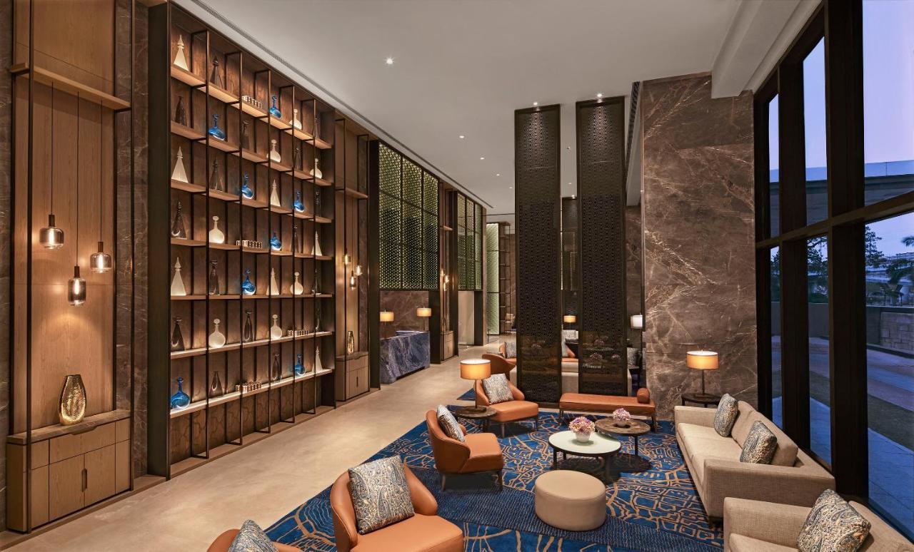 Taj Wellington Mews Chennai Hotell Exteriör bild